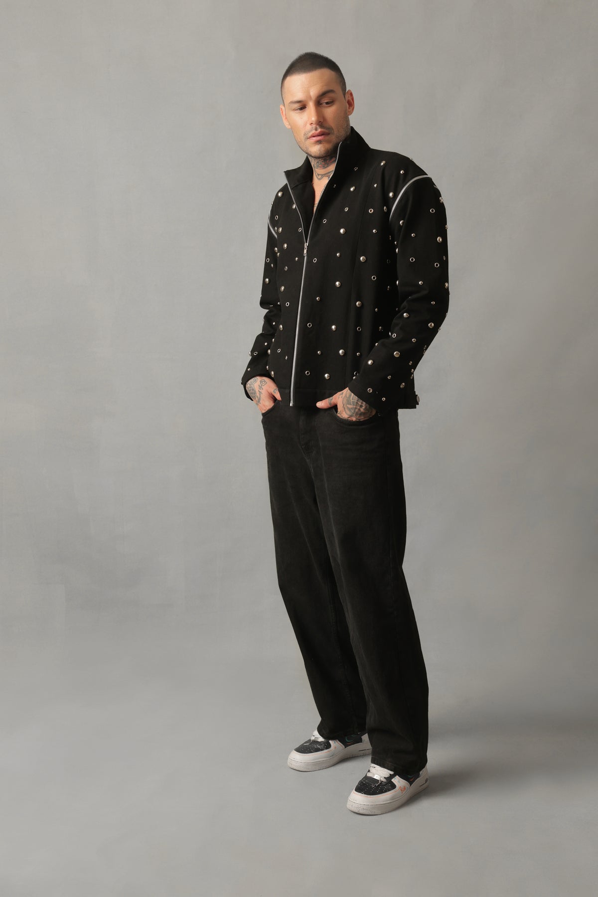 REFORM BLACK DENIM DETACHABLE RIVETED ZIPPED JACKET