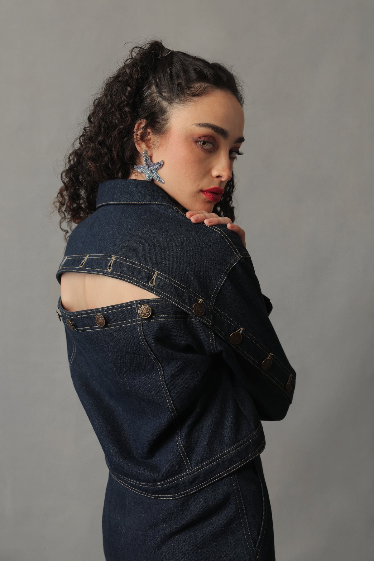 ORYN DARK BLUE DENIM BUTTONED SHORT JACKET