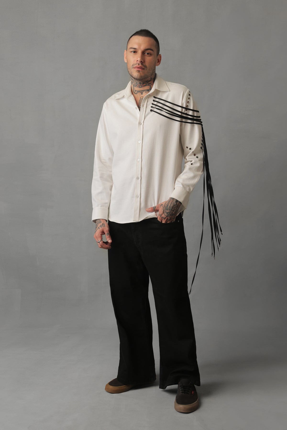 VERGE WHITE DENIM RIVITED TASSEL SHIRT SHACKET