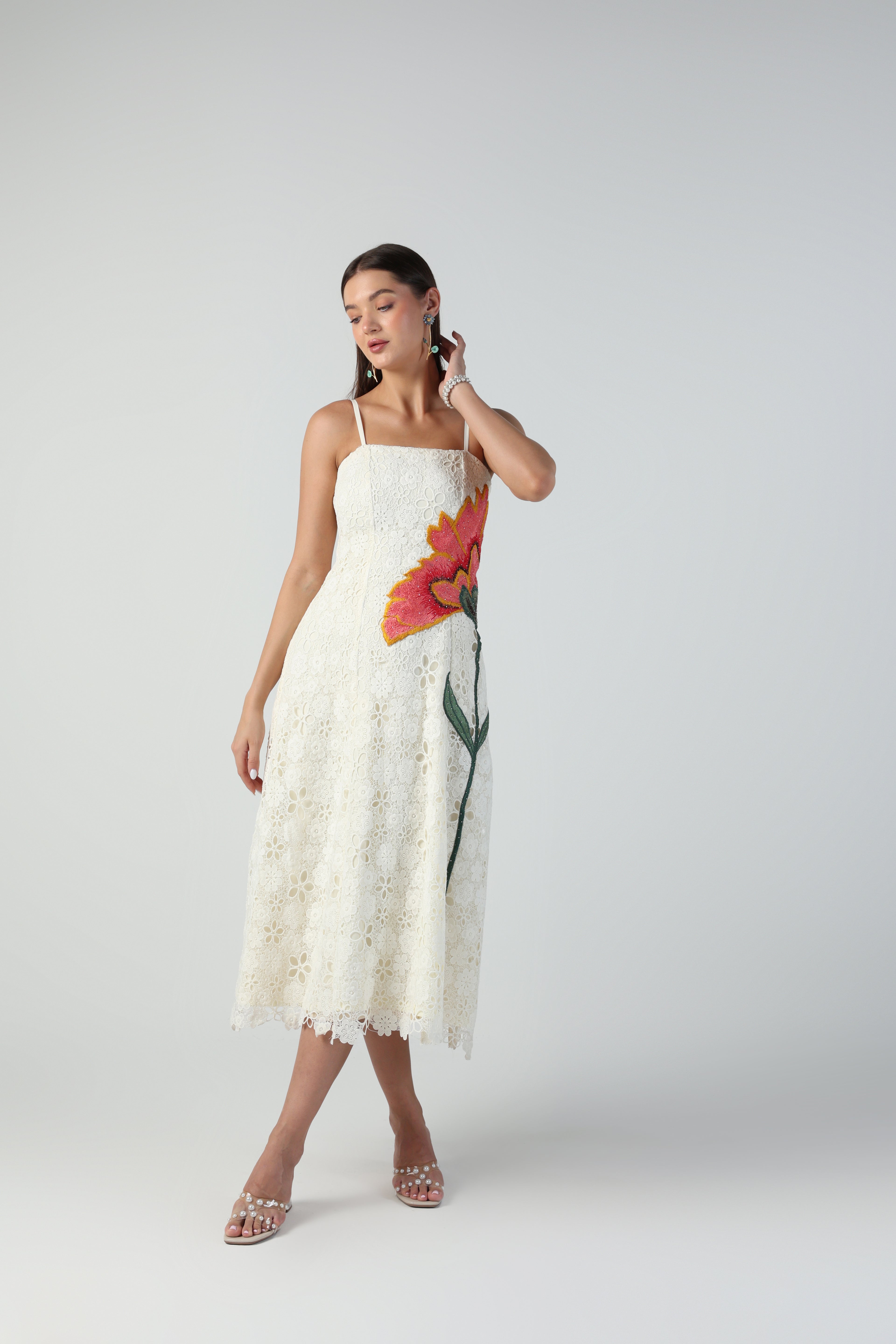 ELYSIA CUTWORK LACE WITH FLORAL APPLIQUE THREADWORK MIDI DRESS