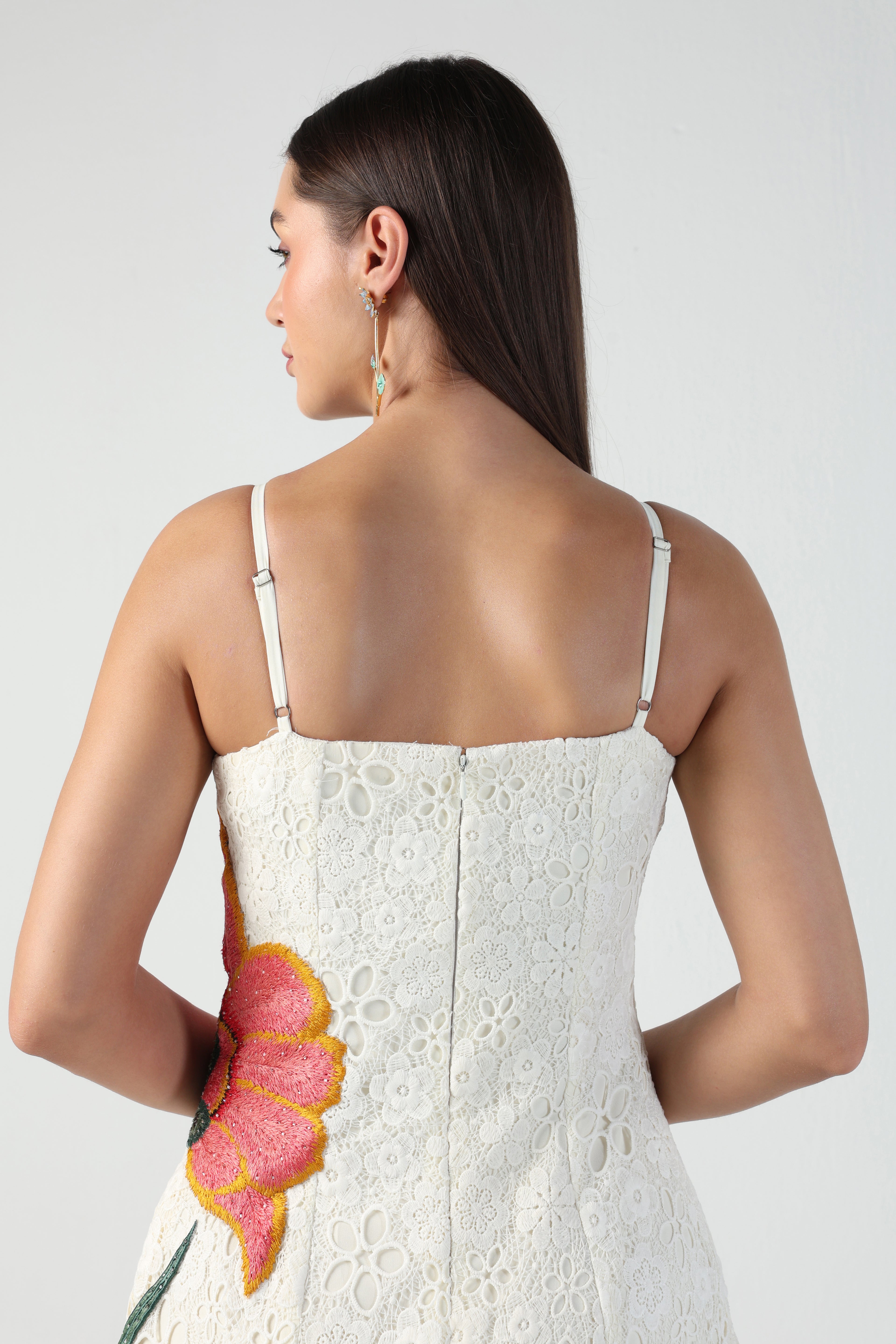 ELYSIA CUTWORK LACE WITH FLORAL APPLIQUE THREADWORK MIDI DRESS