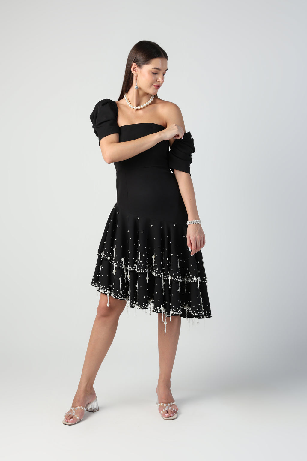 BEATRICE BLACK DETACHABLE SLEEVE STRAPLESS PEARL TASSEL DRESS