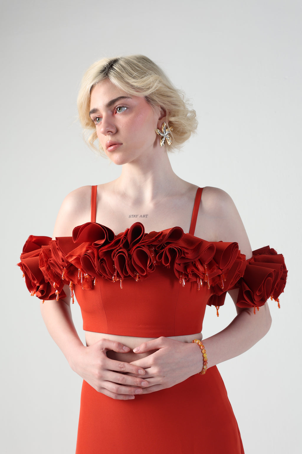 ANGELA 3D FLORAL RUFFLE TOP