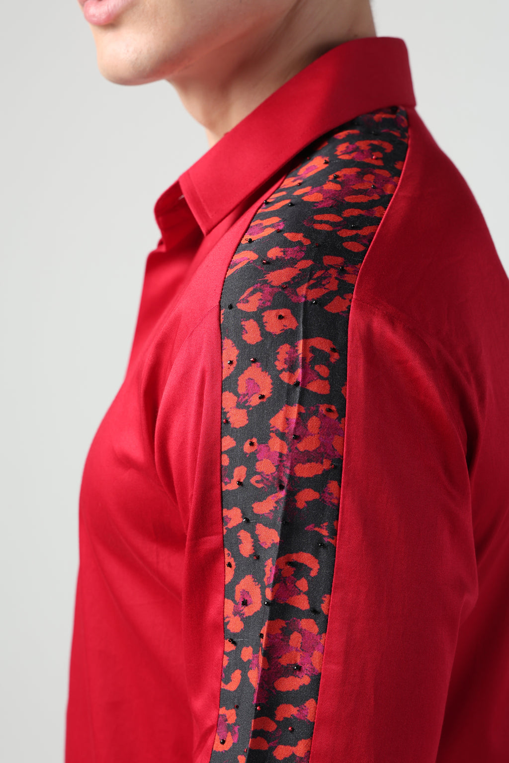 LEO RED HAND EMROIDERED CUSTOM CHEETAH PRINTED PATTERN SHIRT