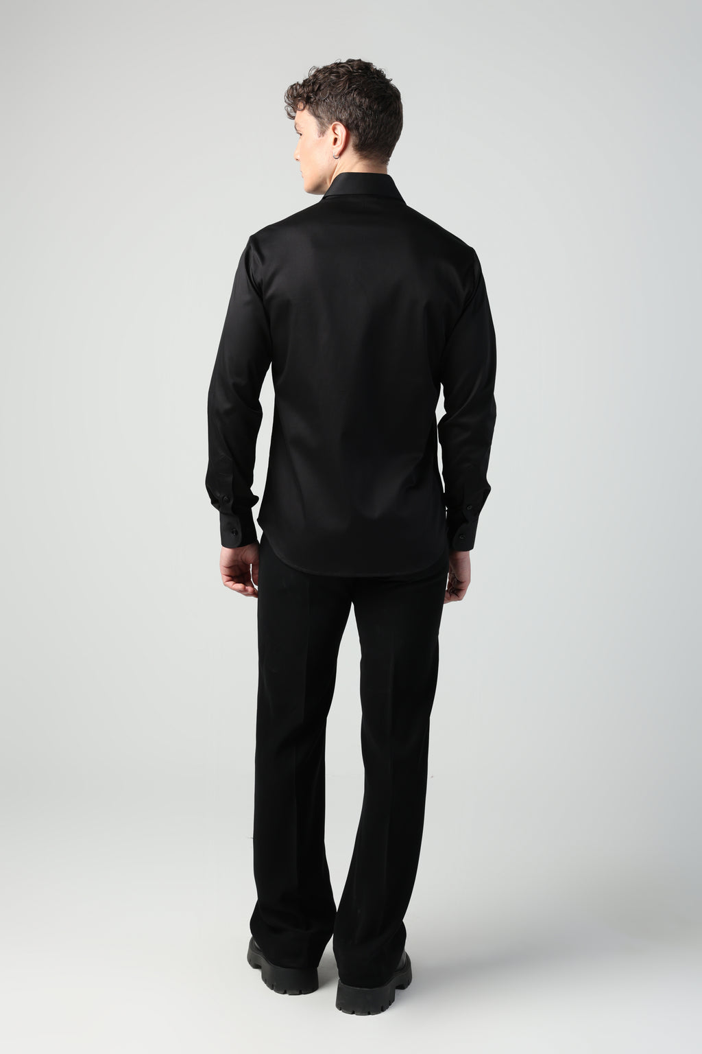 AKIRA BLACK HUSKY DOG HAND EMBROIDERED SHIRT (PET SPECIAL)