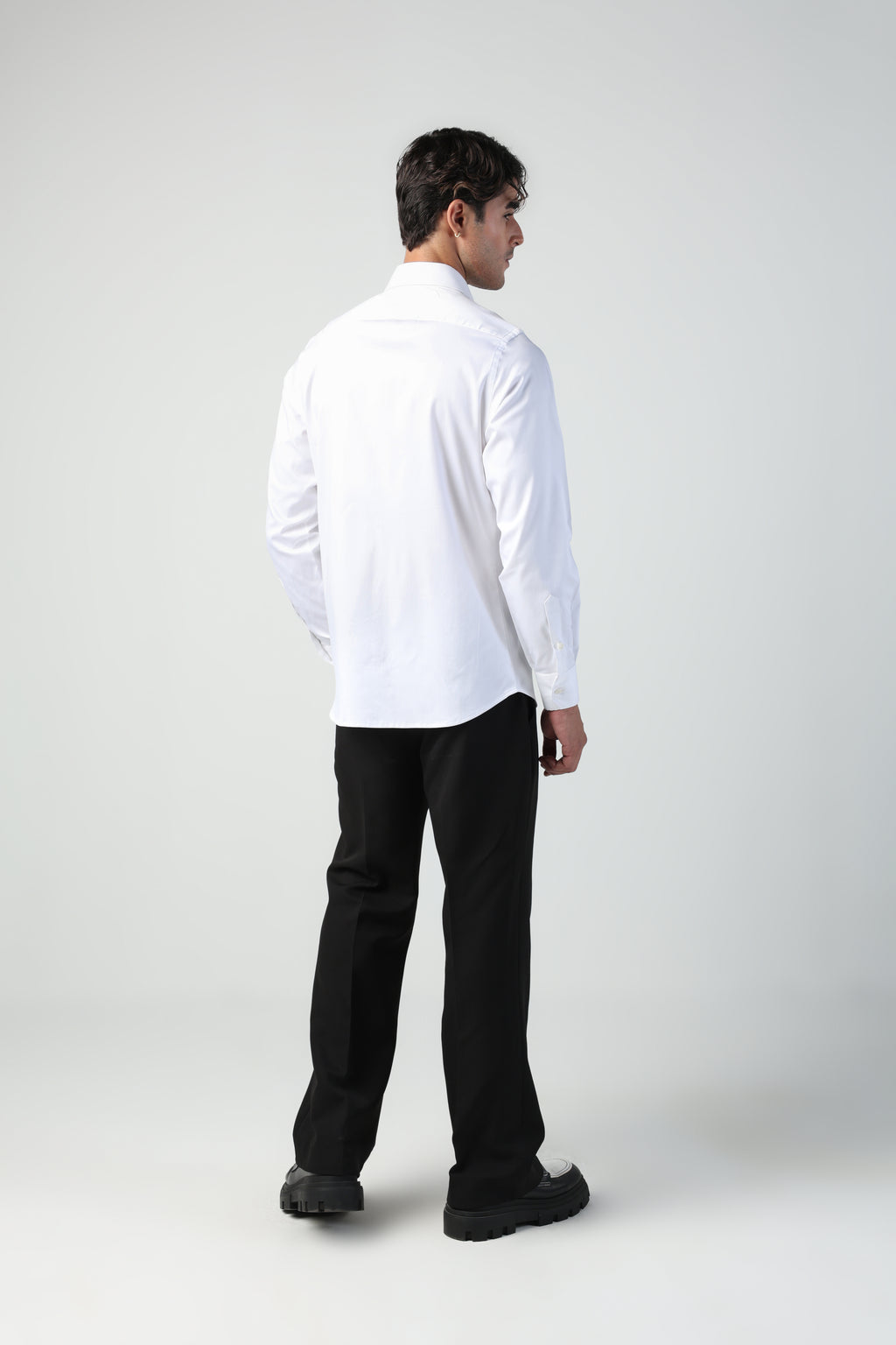 IVANO WHITE CHEETAH IN A HEART HAND EMBROIDERED SHIRT