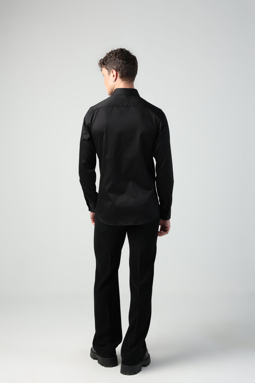 CESARE BLACK ALL THINGS MEN HANGING FLLAE HAND EMBROIDERED SHIRT