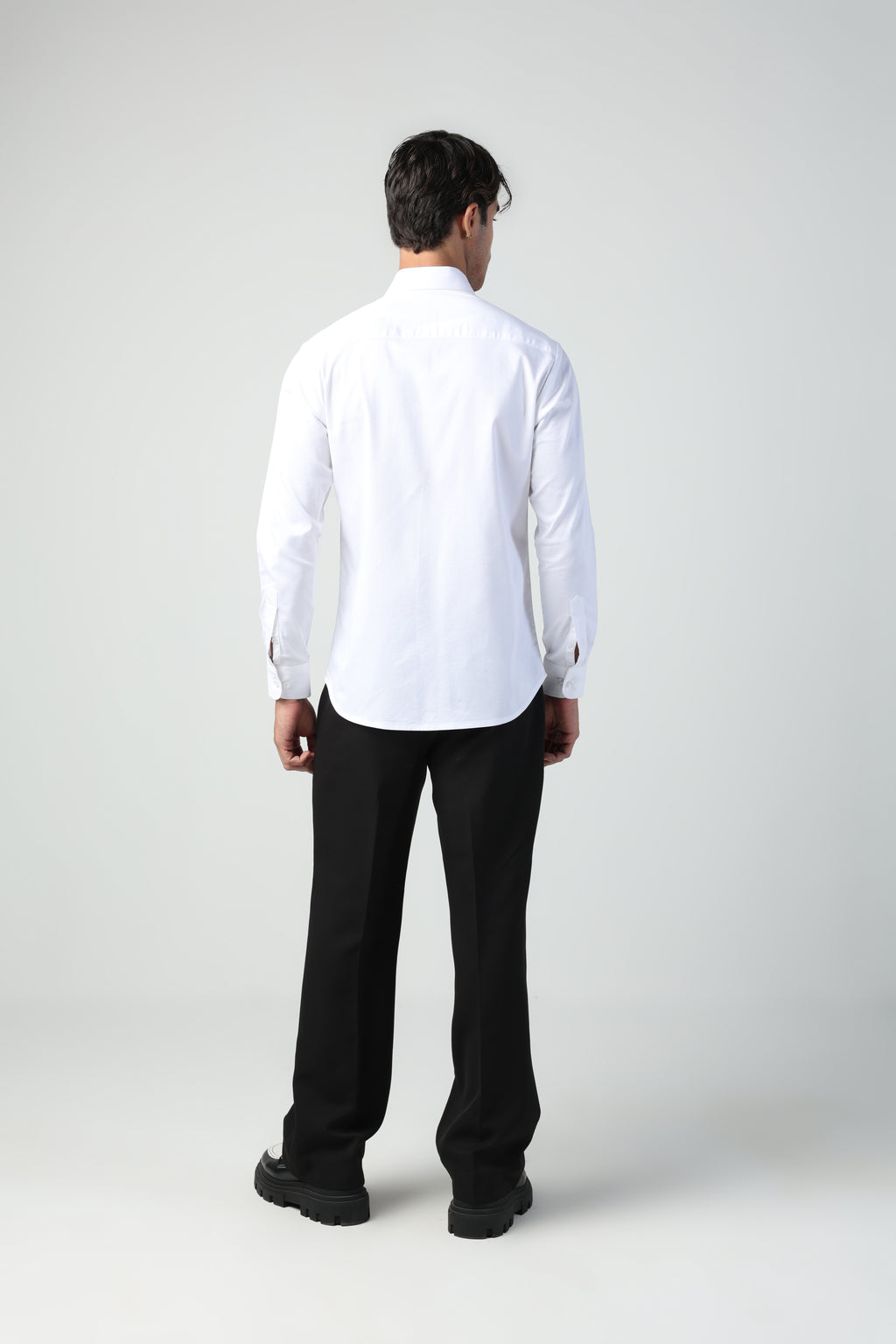 IVANO WHITE CHEETAH IN AN ABSTRACT SPLATTER HAND EMBROIDERED SHIRT