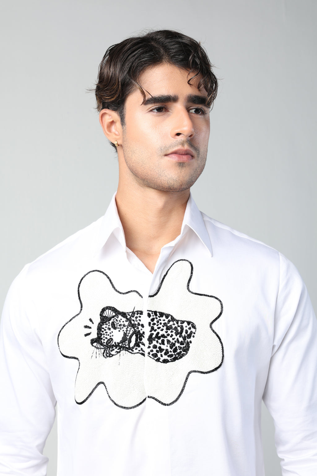 IVANO WHITE CHEETAH IN AN ABSTRACT SPLATTER HAND EMBROIDERED SHIRT