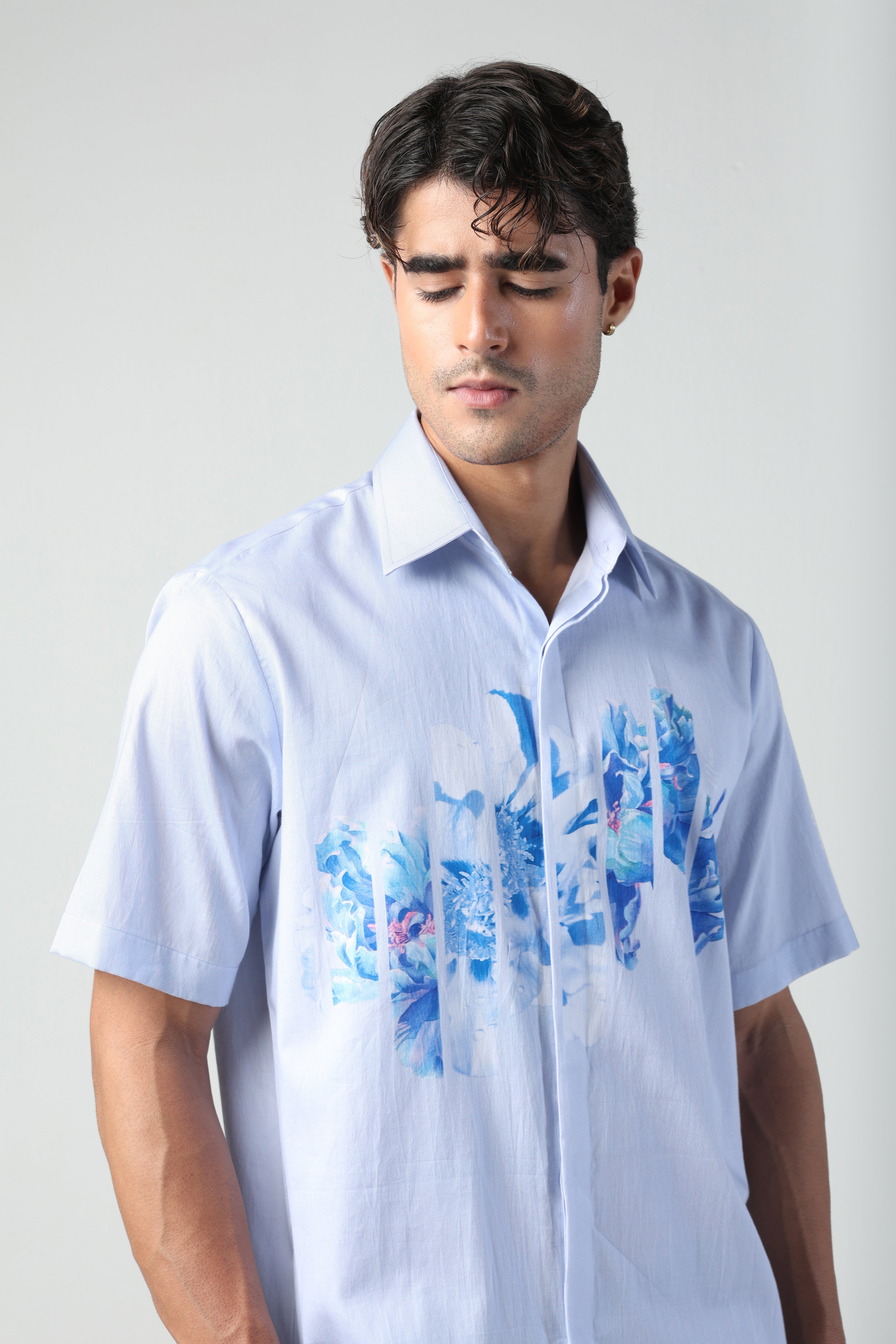 DANTE ABSTRACT BLUE FLORAL PRINTED SHORT SLEEVE SHIRT