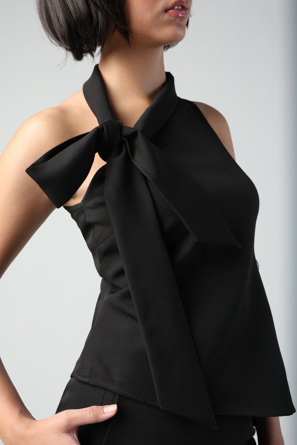 ELLIEA BLACK SLEEVELESS PATTERNED TOP WITH ROSETTE PANT CO-ORD SET