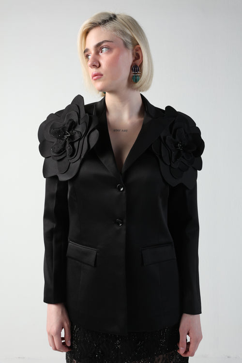 ALICIA MULTI SIZED 3D FLOWER OVERSIZED LOOK JACKET