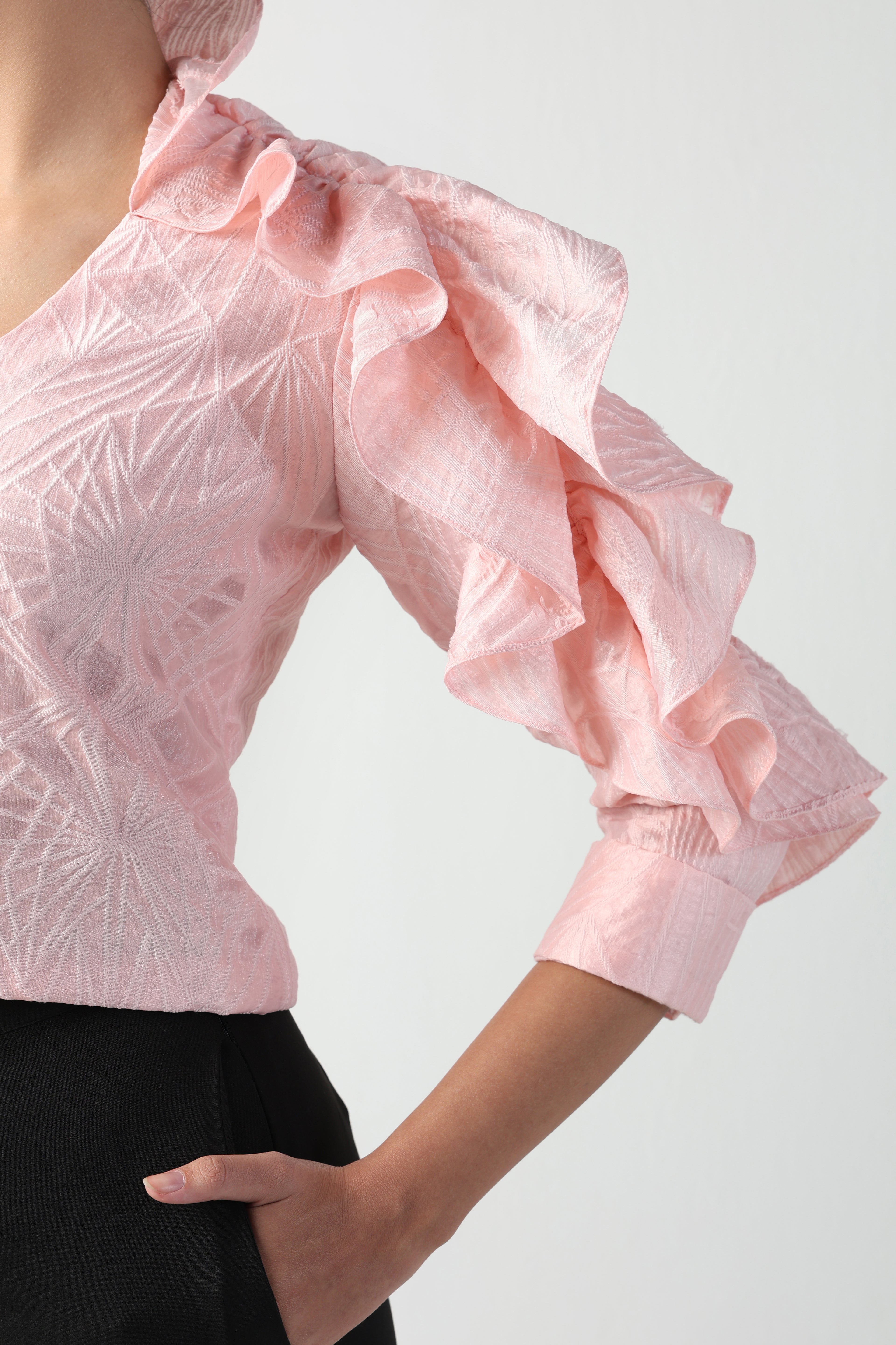 BIANCA PEACH SHOULDER RUFFLE JACQUARD TOP