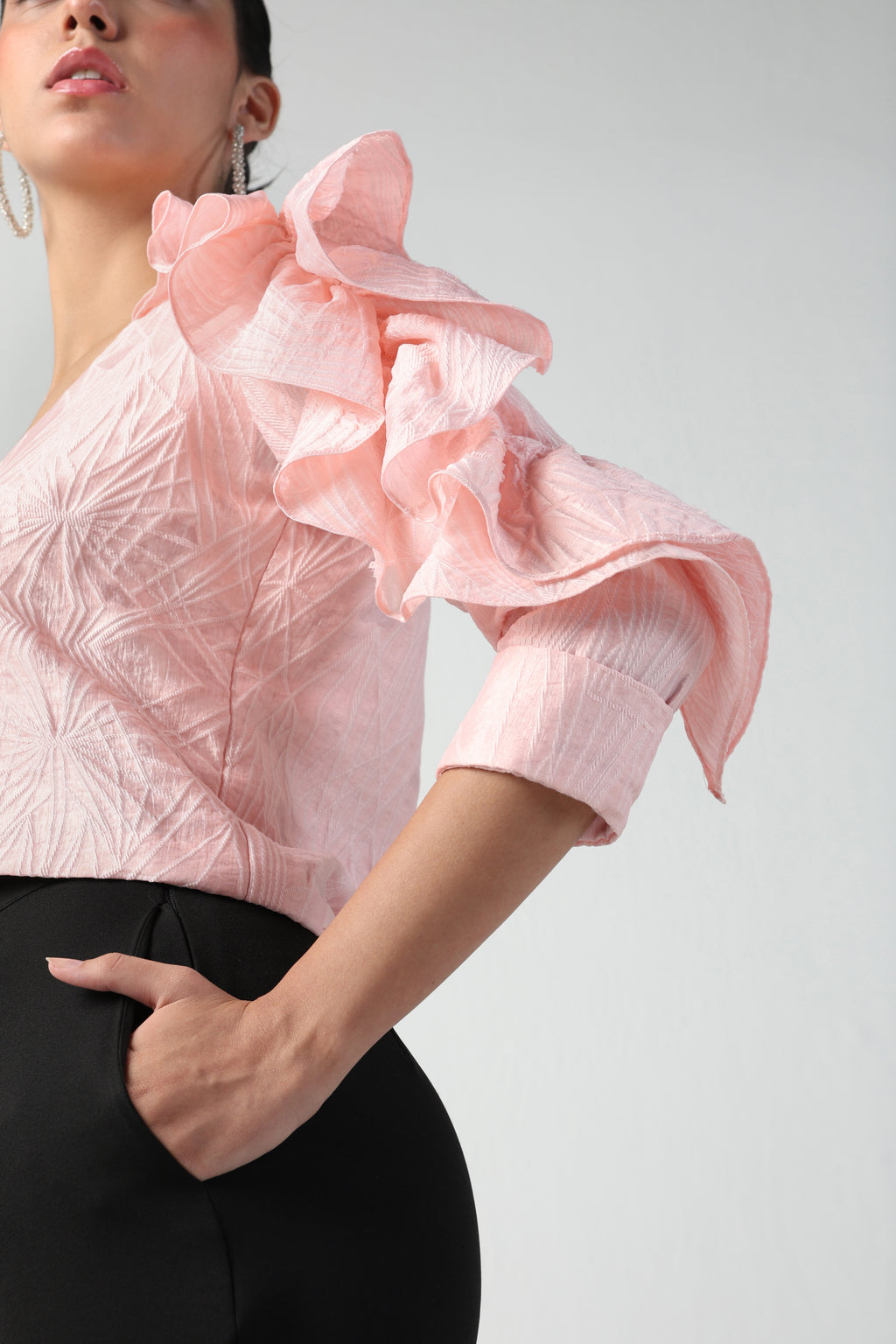BIANCA PEACH SHOULDER RUFFLE JACQUARD TOP