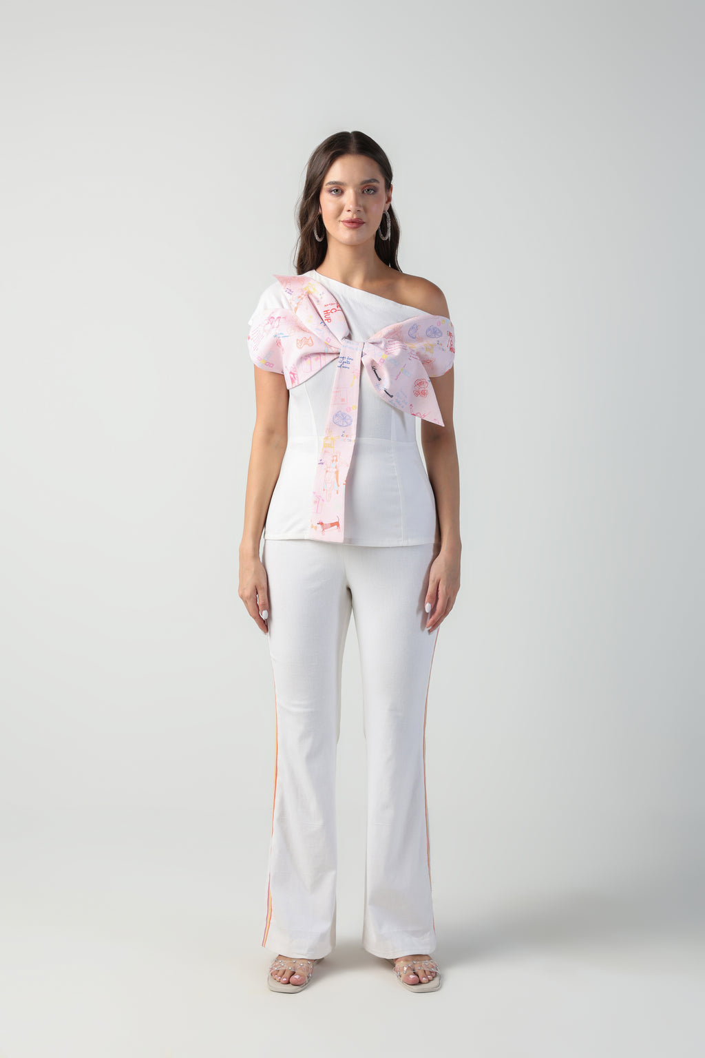 SLAVIA PINK AND WHITE ITALIAN SUMMER PRINTED 3D BOW CO-ORD SET