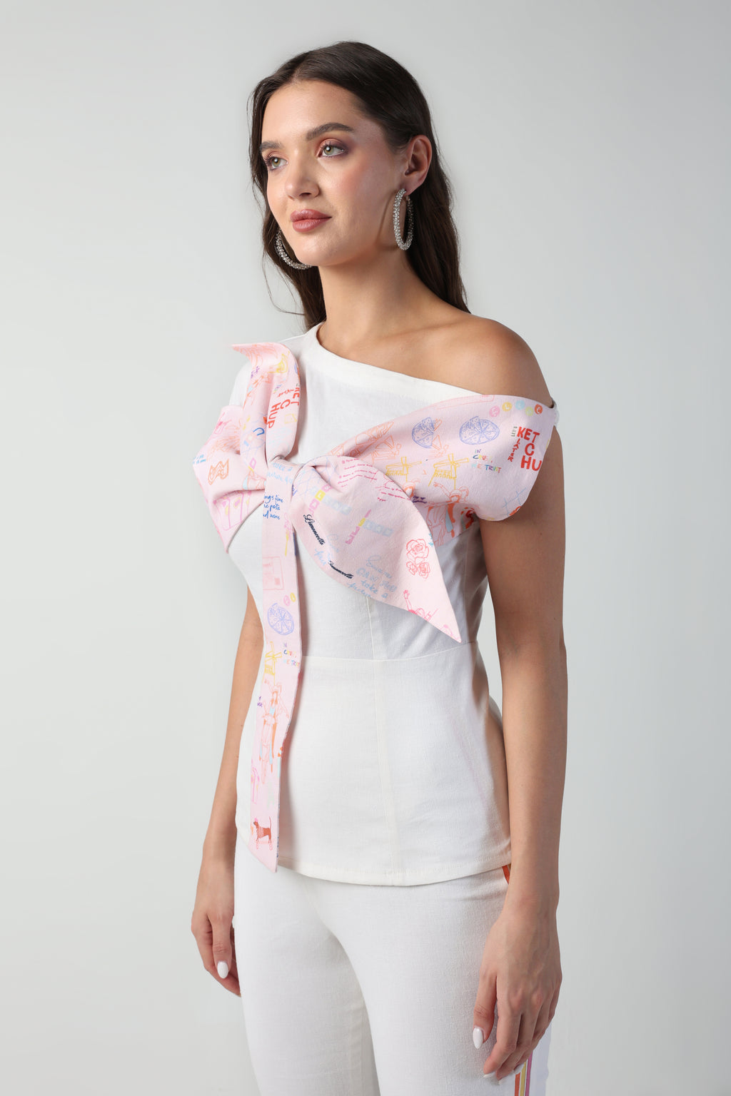 SLAVIA PINK AND WHITE ITALIAN SUMMER PRINTED 3D BOW CO-ORD SET