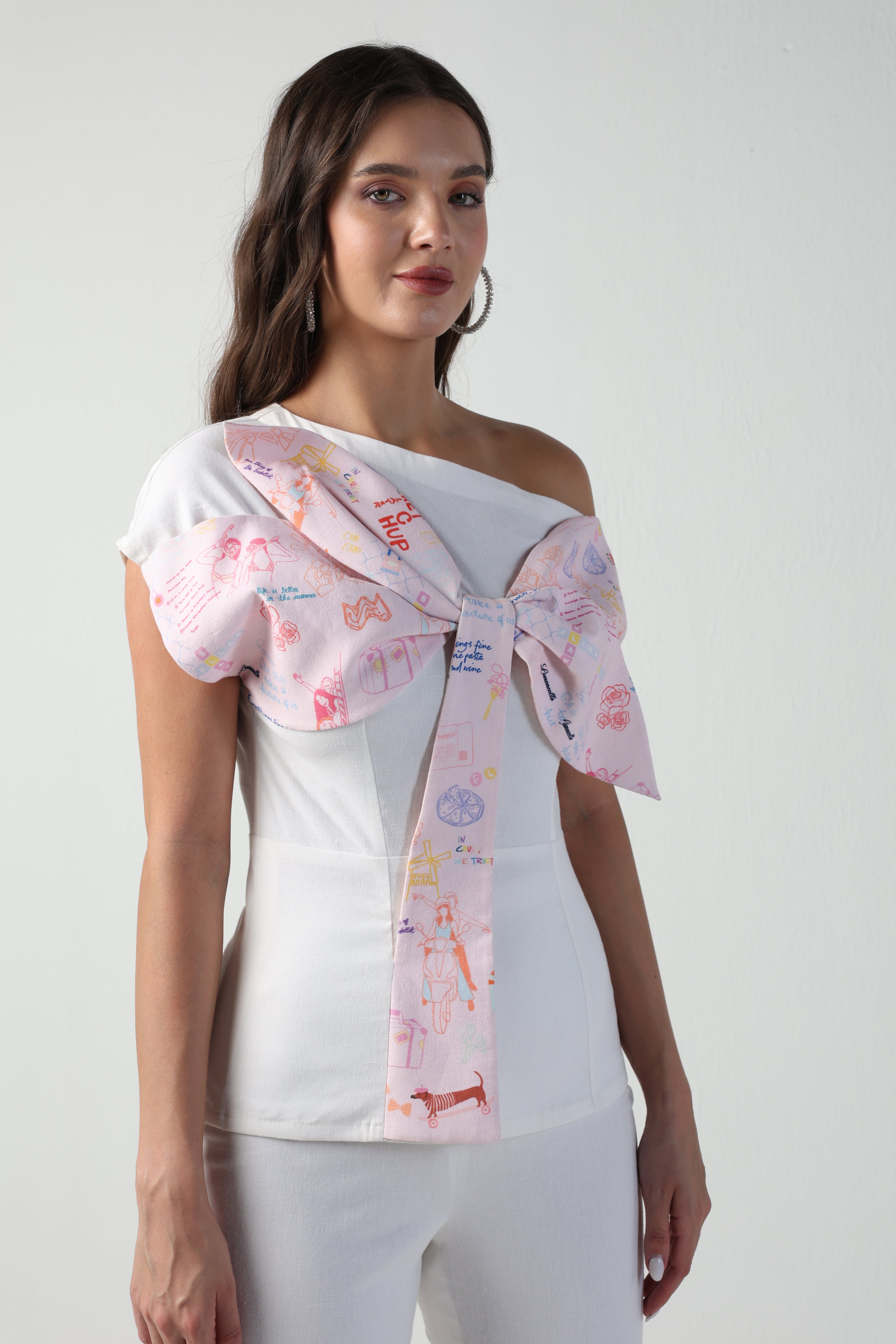 SLAVIA PINK AND WHITE ITALIAN SUMMER PRINTED 3D BOW CO-ORD SET