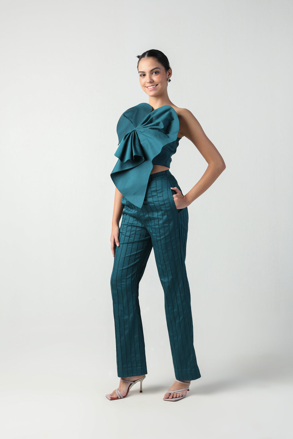 GILDA SEA GREEN 3D PATTERNED HEART BOW TOP / PANTS CO-ORD SET