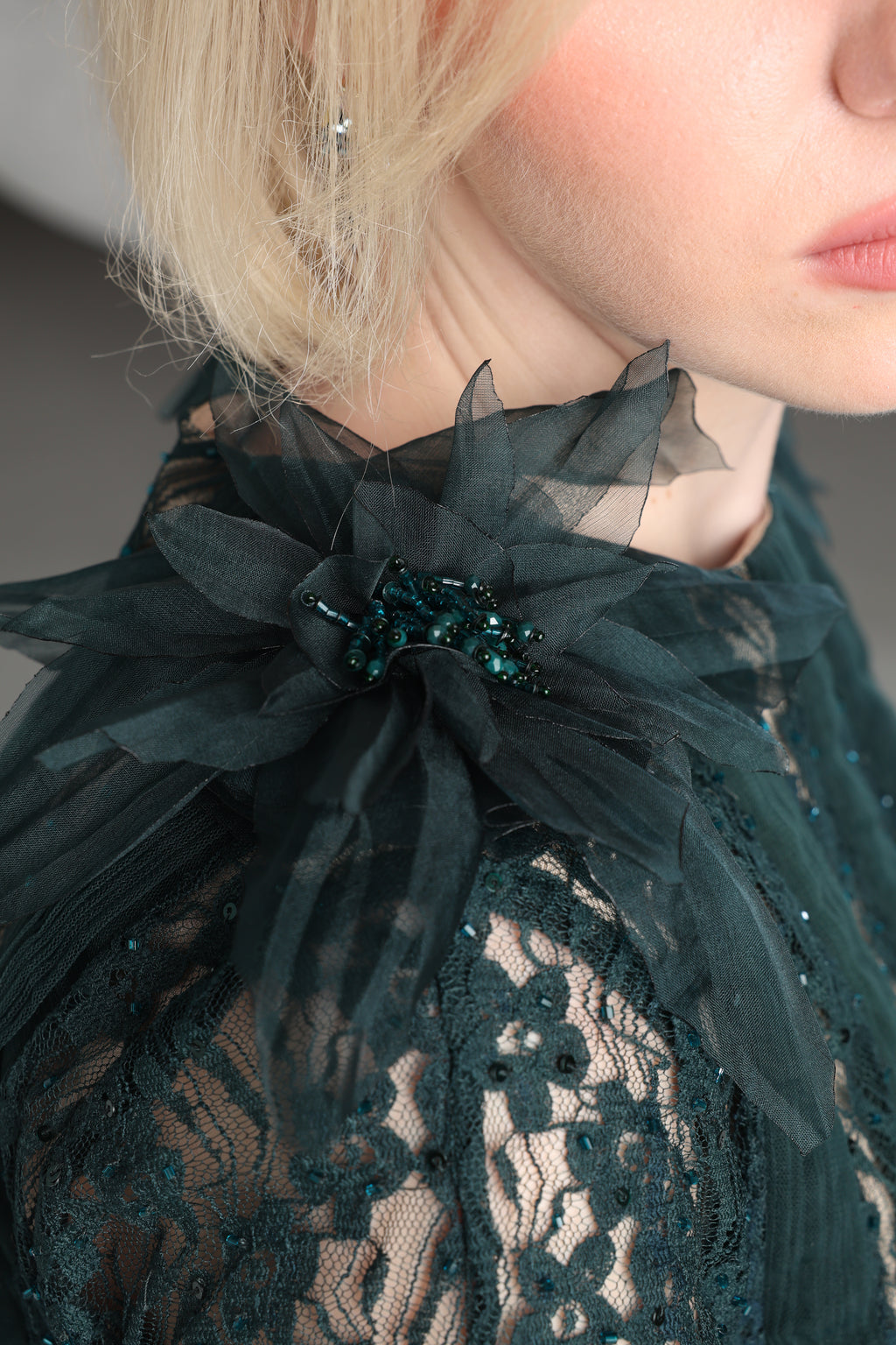 ZARIA DARK GREEN 3D SHOULDER FLOWER LACE TULLE DRESS