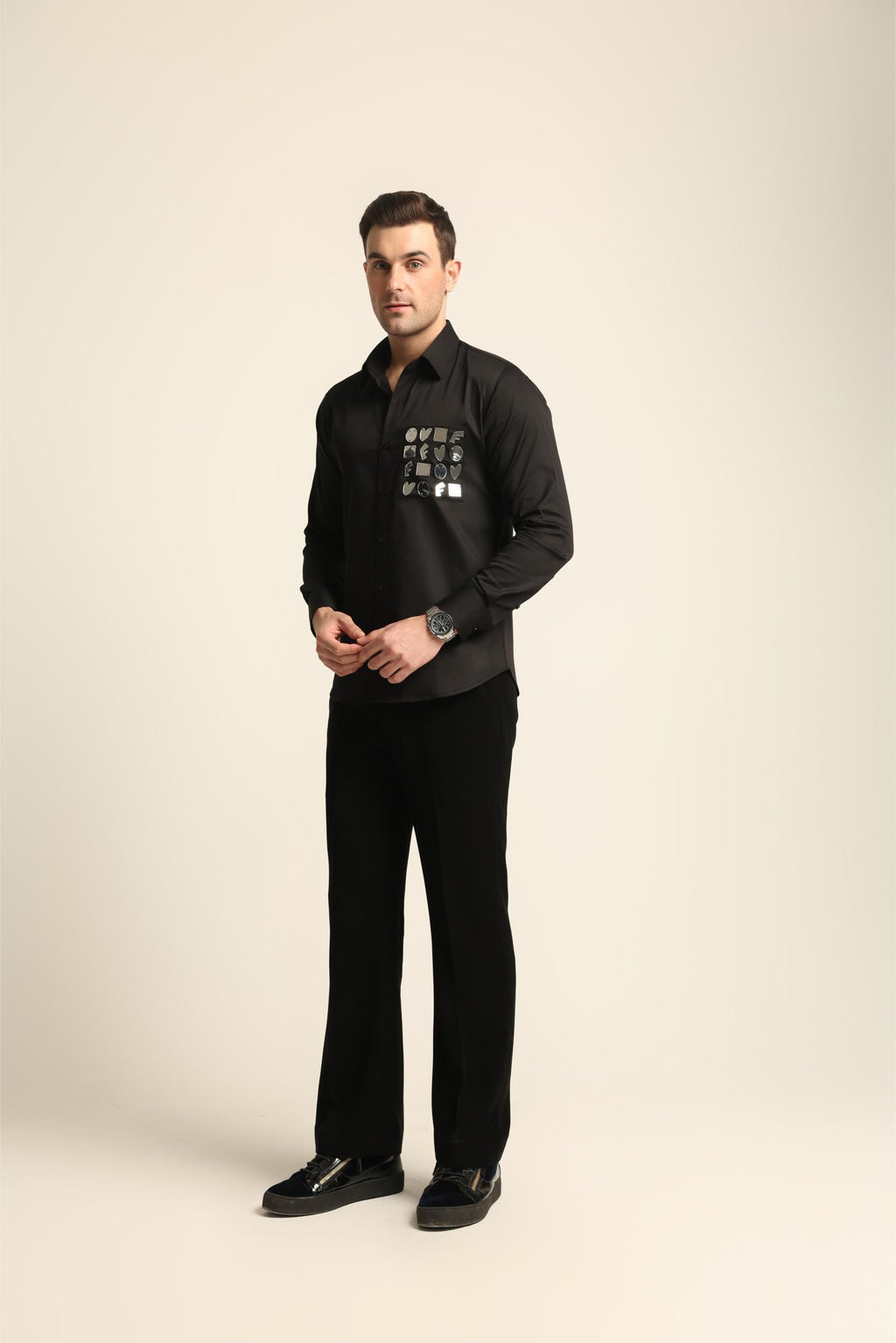 BLACK ACRYLIC SILVER REFLECTIVE CUTOUT DETAIL SHIRT