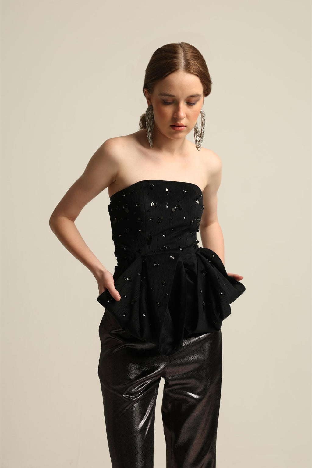 KELLY BLACK BANDEAU BOW TOP