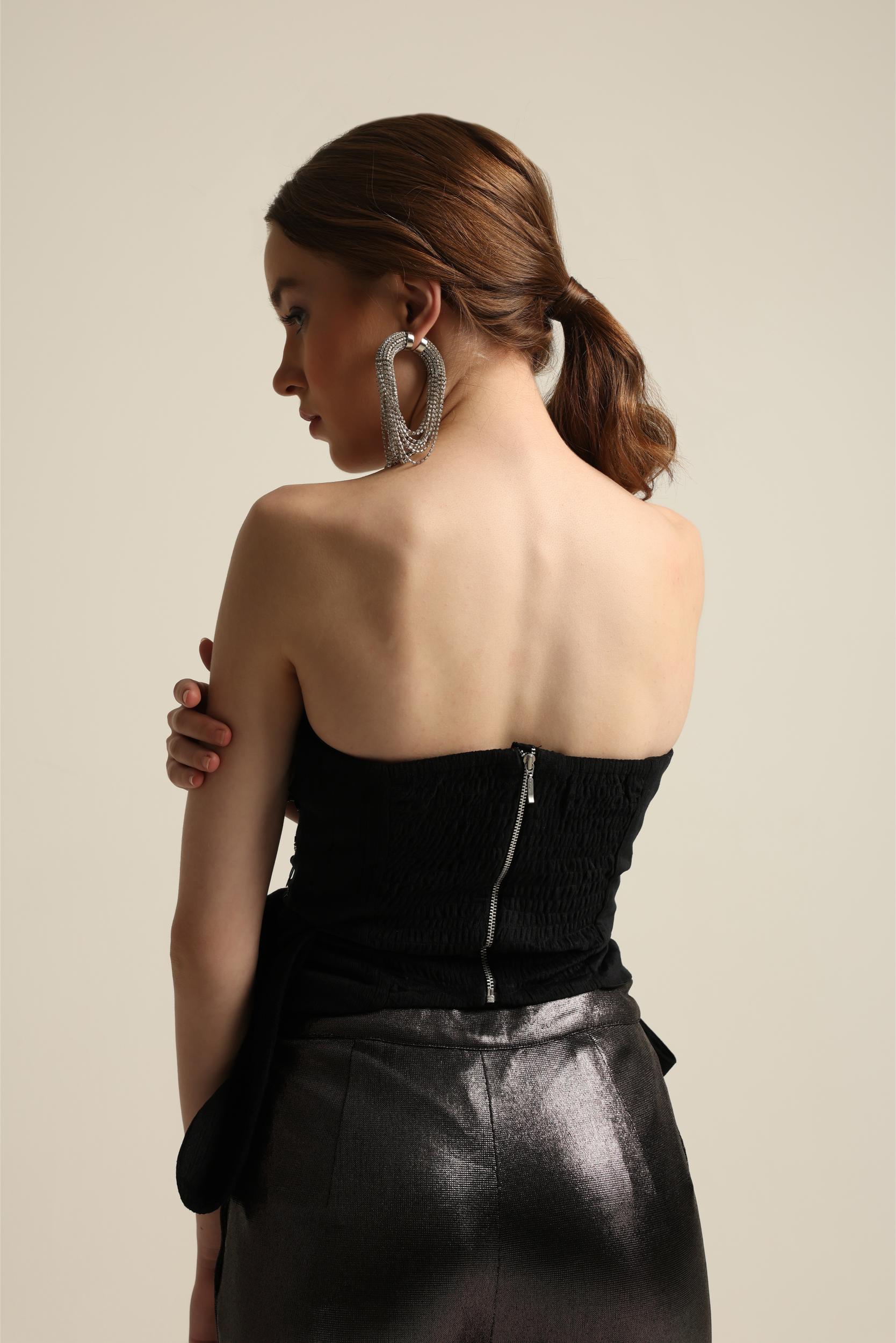 KELLY BLACK BANDEAU BOW TOP