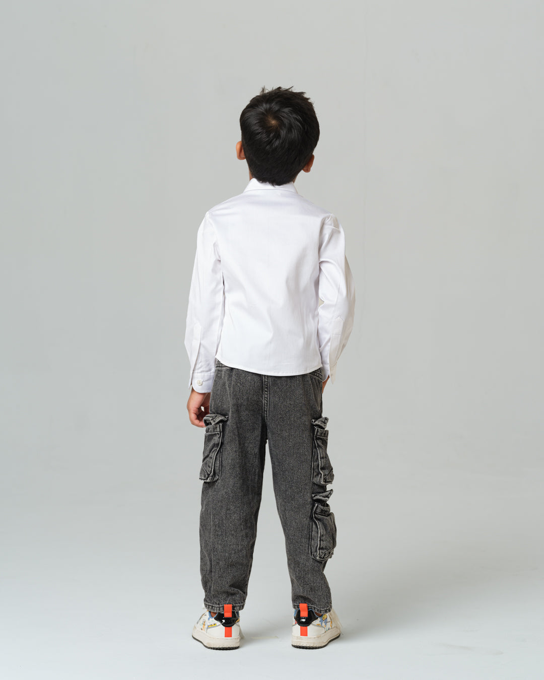 VERO ANTS WHITE SHIRT BOY