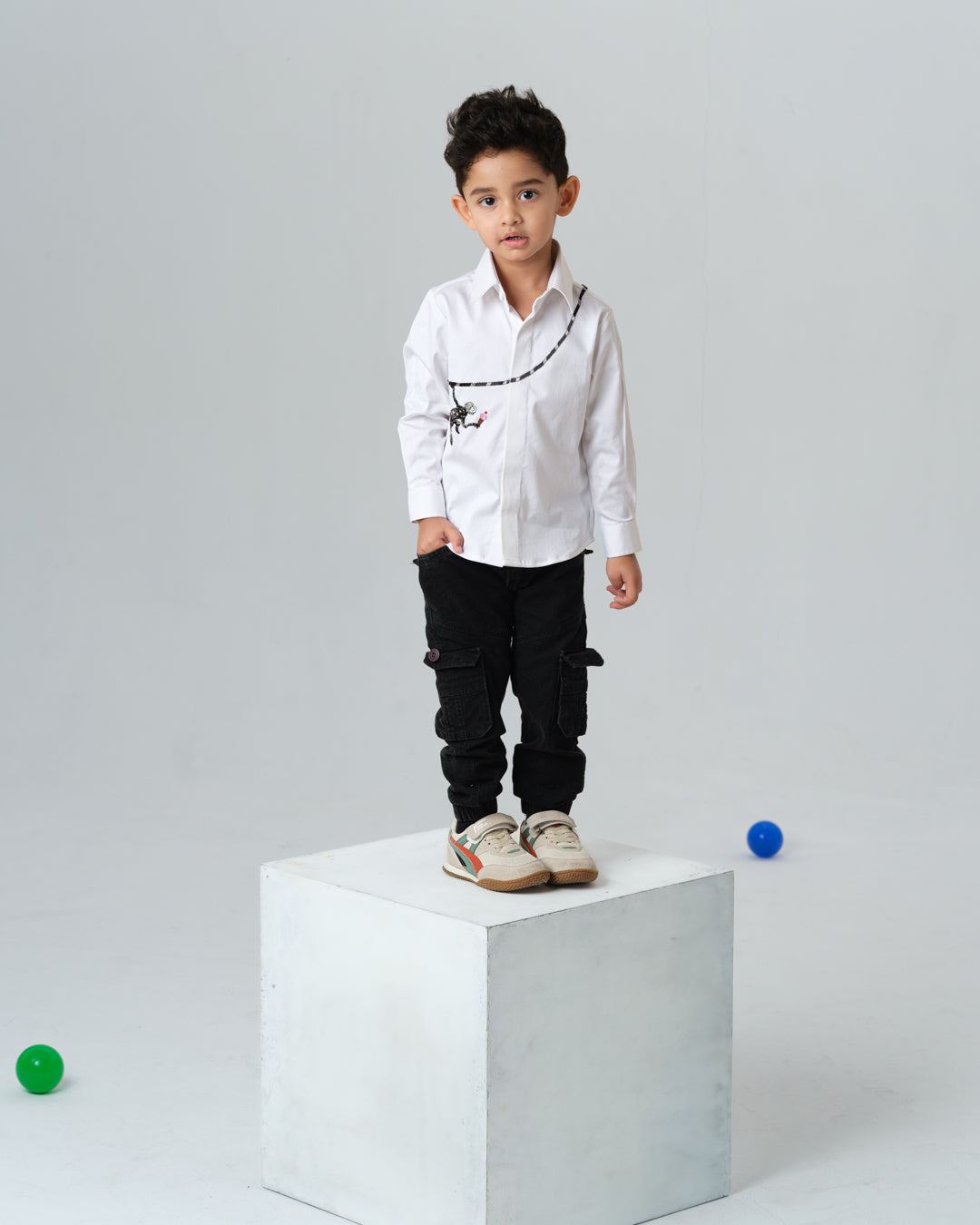 COCKTAIL MONKEY HAND EMBROIDERED WHITE SHIRT BOY
