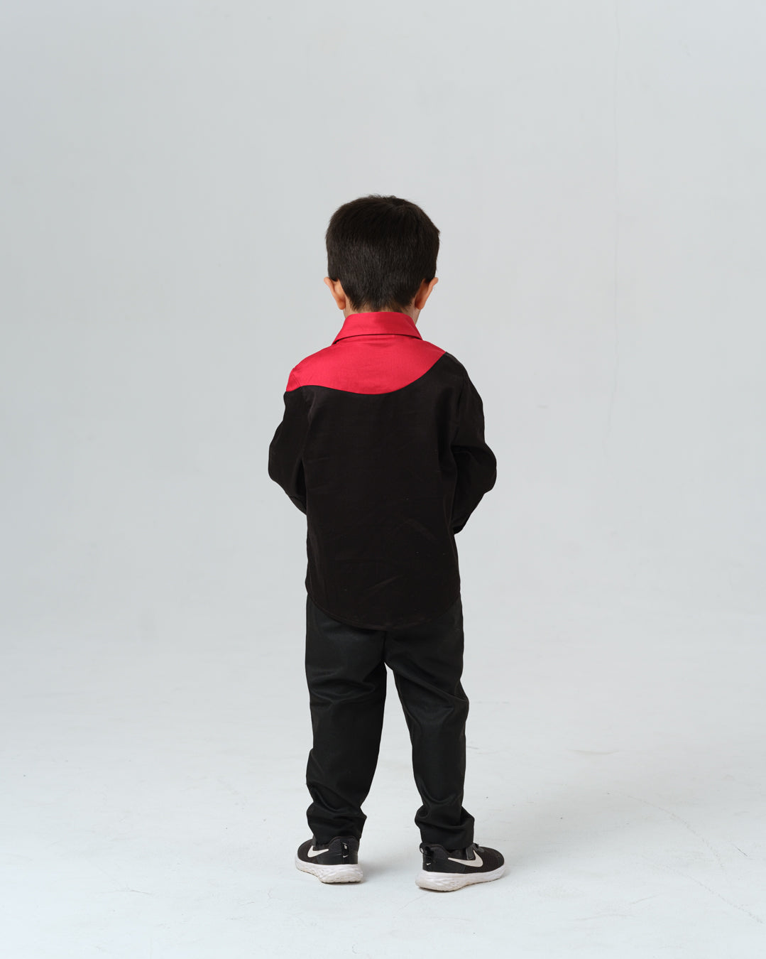 PAOLO RED AND BLACK ABSTRACT GEOMETRIC PATTERN SHIRT BOY