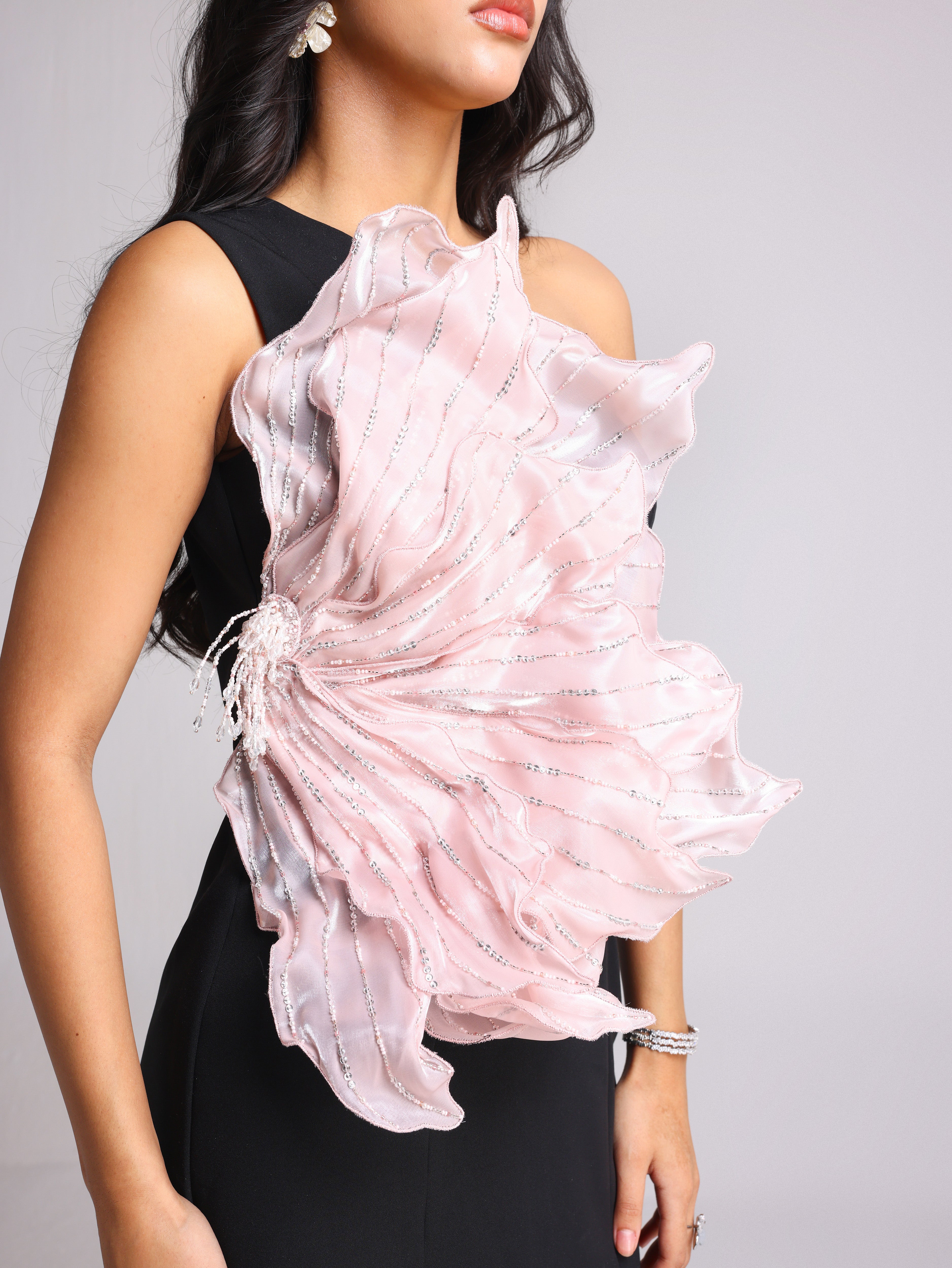 REGINA 3D FLORAL BLACK MIDI DRESS