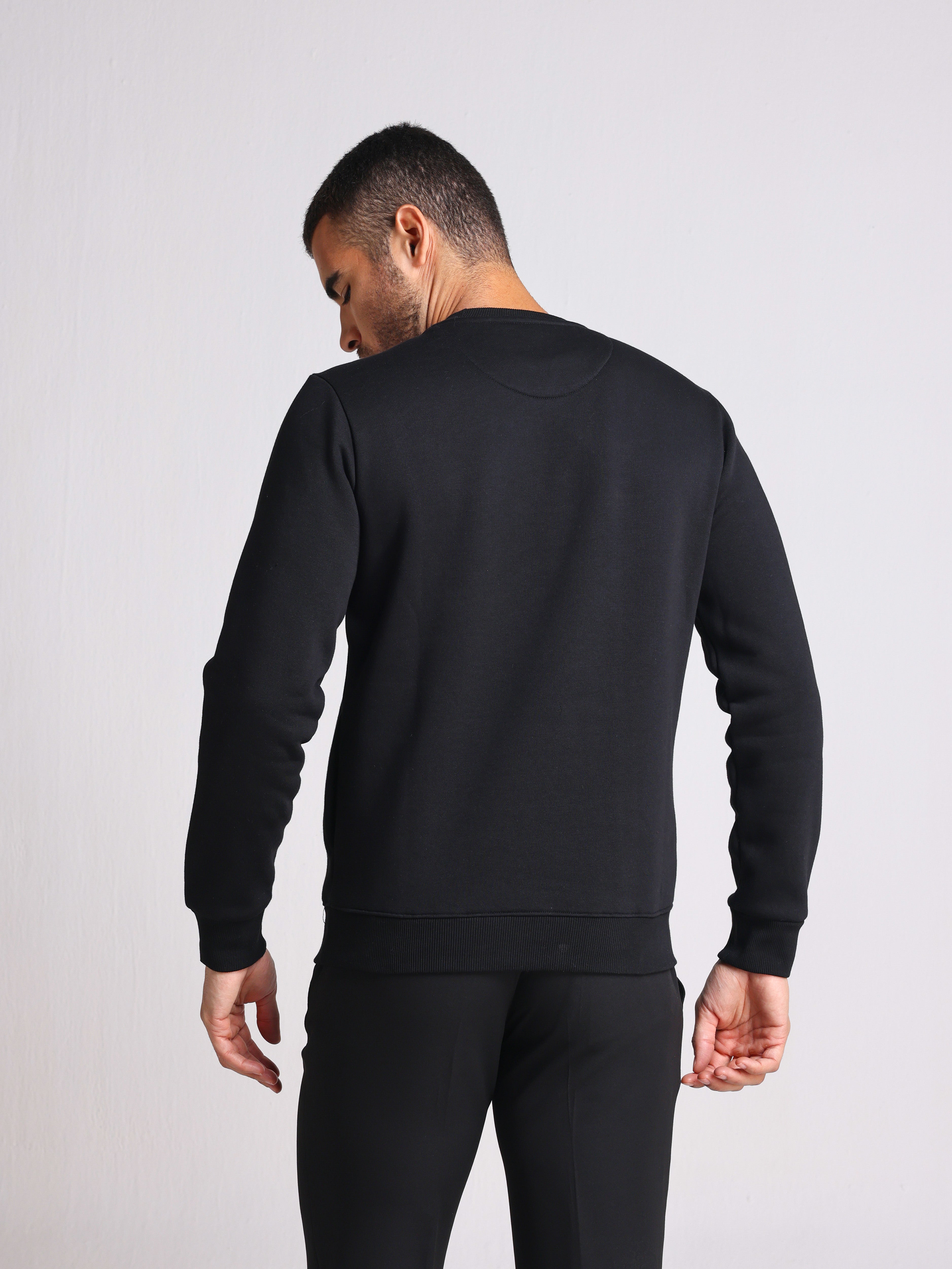 LUCE BLACK SKULL ARTWORK SWEATSHIRT