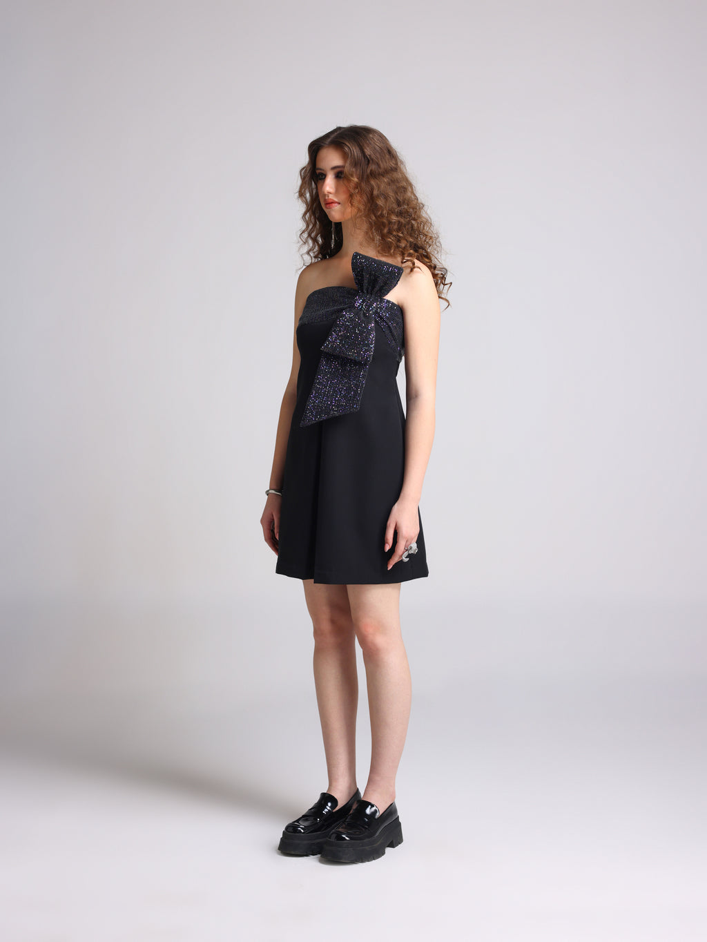 AMORE BLACK 3D MULTI SEQUIN BOW STRAPLESS DRESS