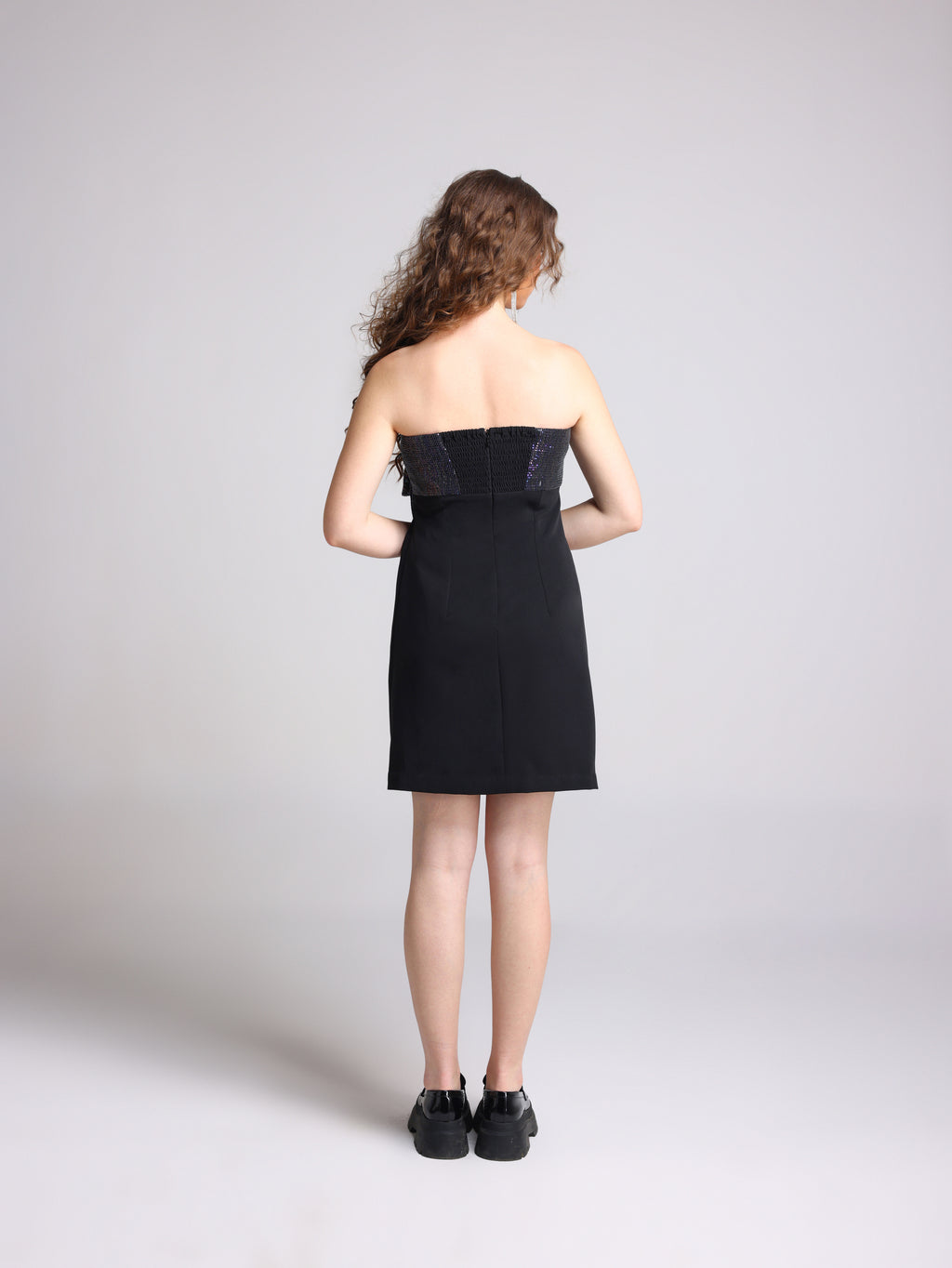 AMORE BLACK 3D MULTI SEQUIN BOW STRAPLESS DRESS