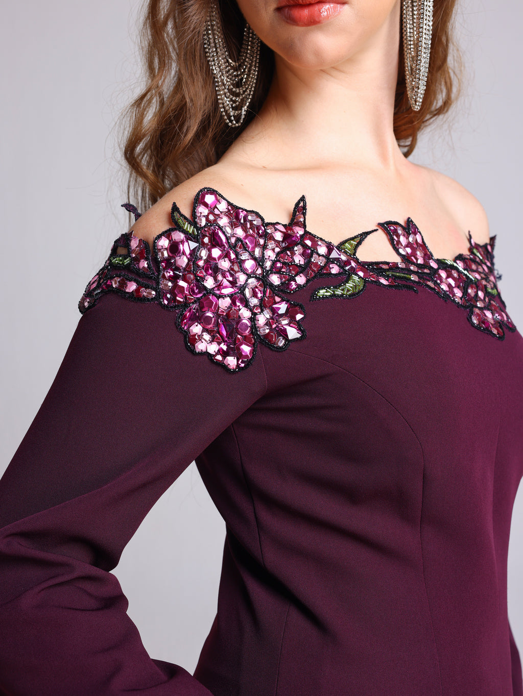 FIORIA WINE OFF SHOULDER DRESS