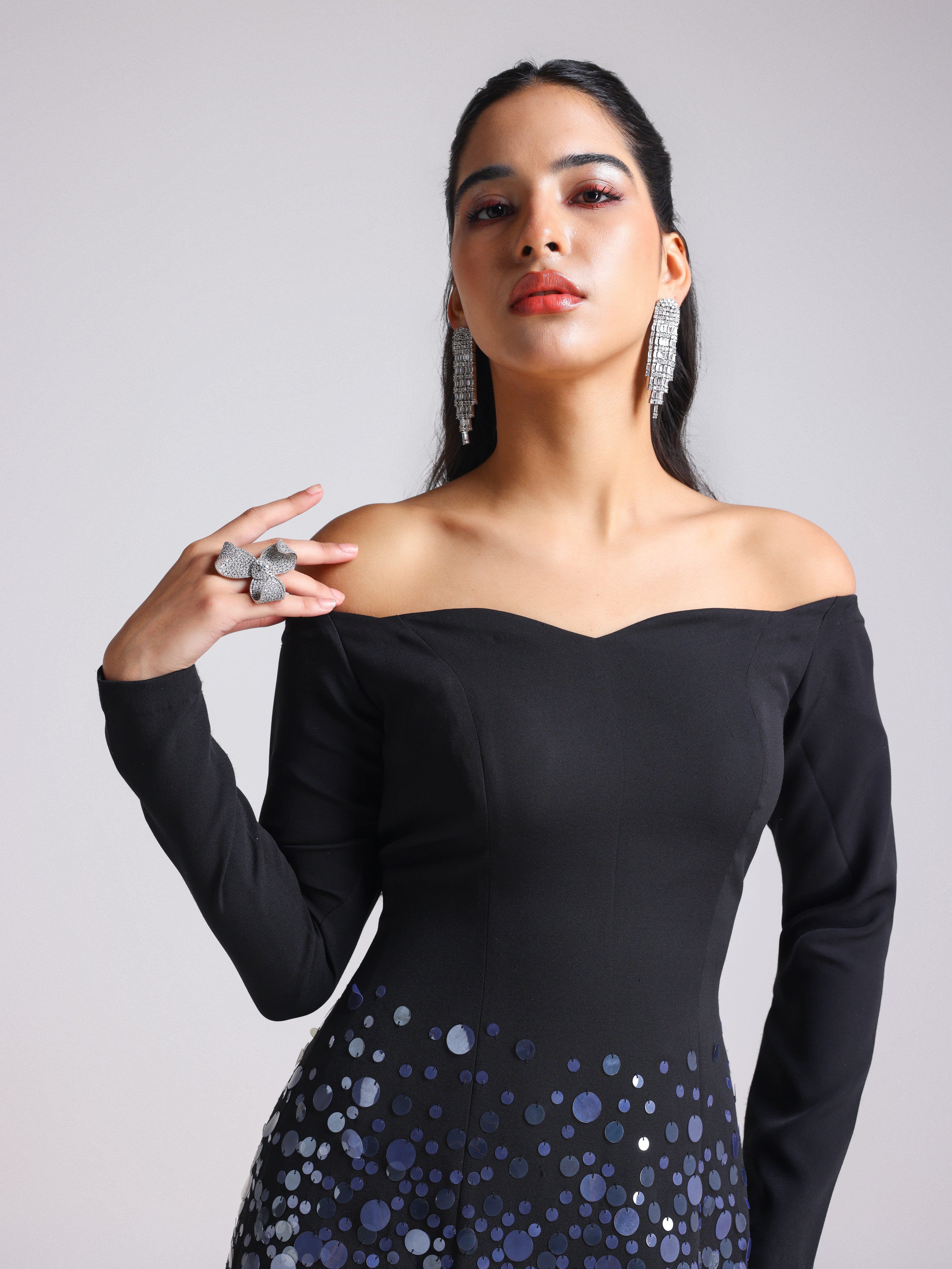 NOIRE BLACK OFF SHOULDER SHORT DRESS