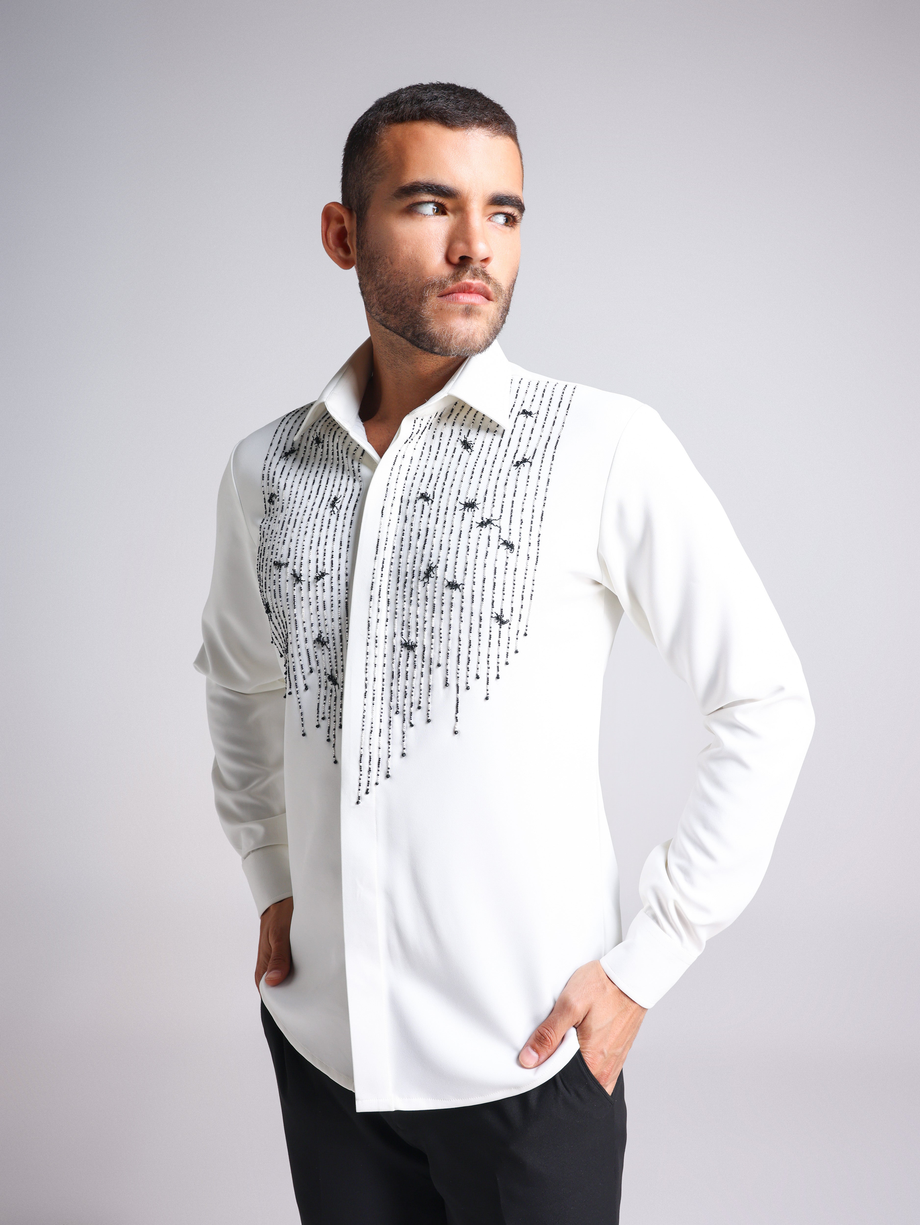 VERO ANTS WHITE SHIRT
