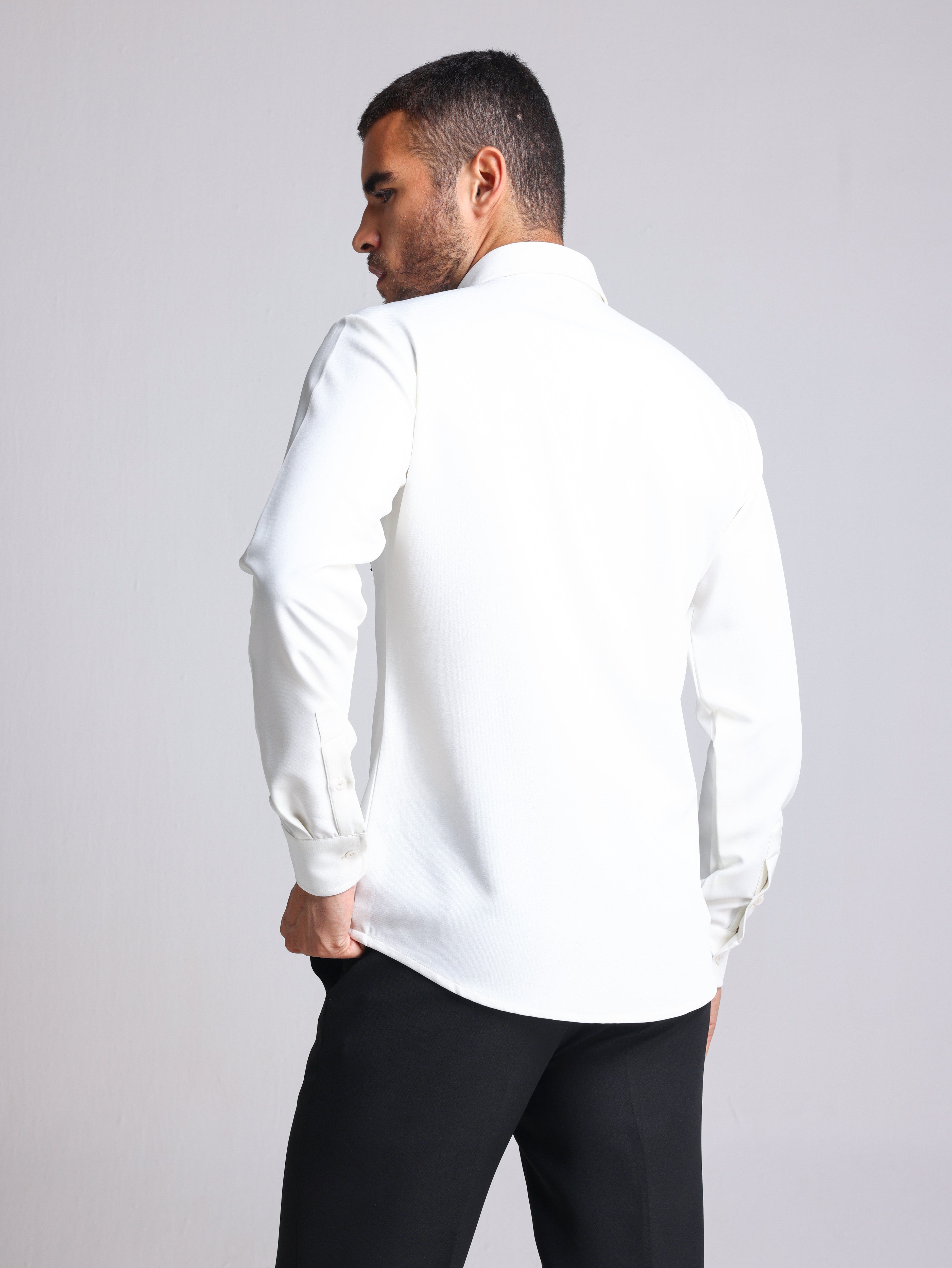 VERO ANTS WHITE SHIRT