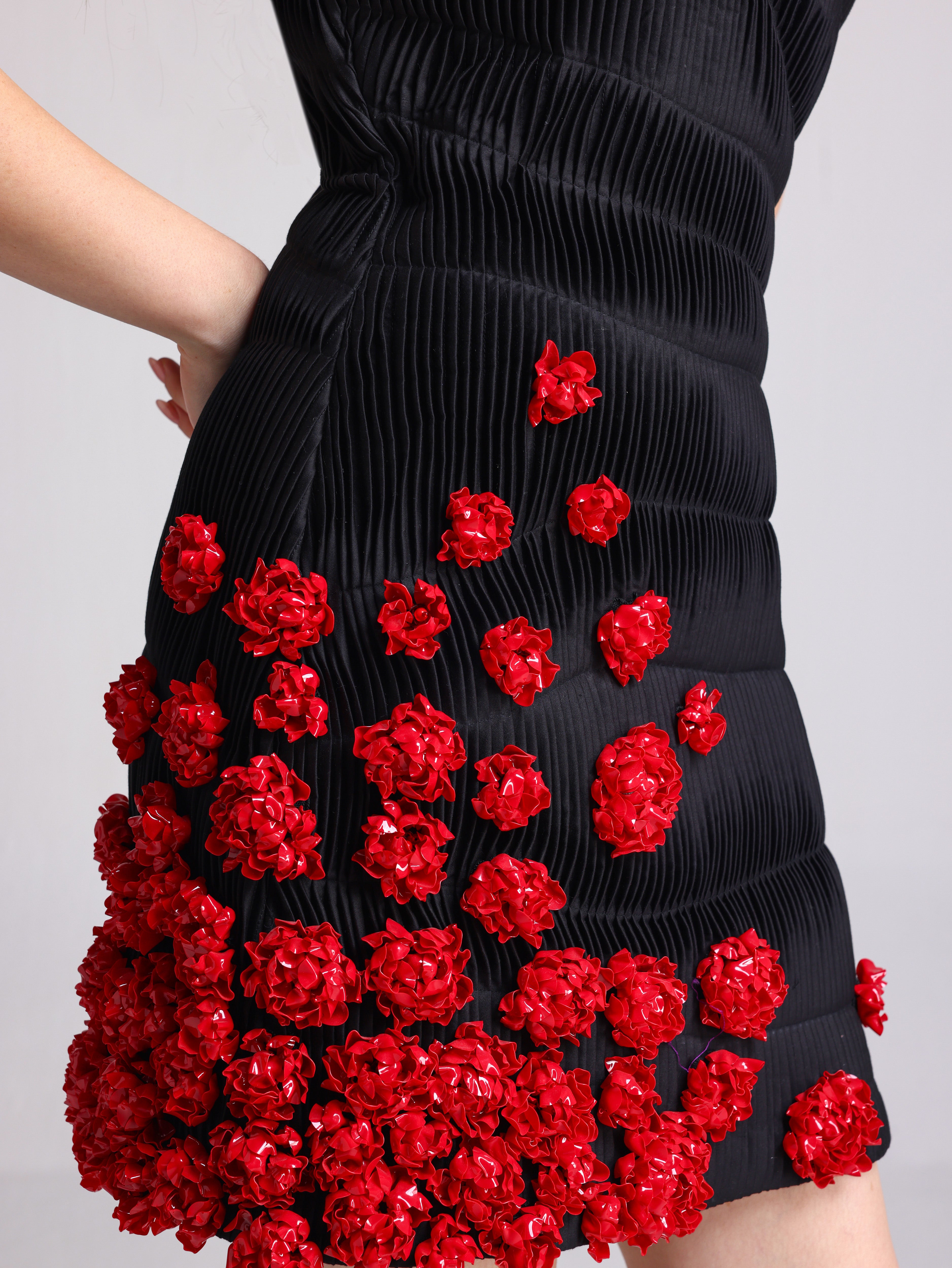 ROSEY BLACK 3D ROSETTE TEXTURED DRESS